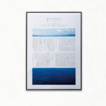 はじまりのにじ<Br />
神野 美紀 Miki Kamino<Br />
その昔、世界が混沌だった頃。一匹の蛇が長い間、闇という水底で、よおんよおんと揺れていた。
ところがいつしか蛇は、それを寂しいと感じるようになり……