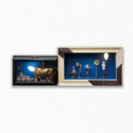 目鼻手脚足親指<Br />
古川 直明 Naoaki Furukawa<Br />
目、鼻、手、脚、足親指を青の世界に閉じ込めました。