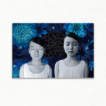 intheBLUEworld<Br />
梁 梨純 Ri Sun Ryang<Br />
娘たちが生まれてから今まで、色々な方法で2人を表現して来ました。今回のテーマである『BLUE』というキーワードからすぐに浮かんだ世界を、主に写真を使ってカタチにしています。