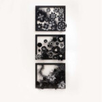 Black Magic<br/>
林 ひろみ Hiromi Hayashi<br/>
夜に咲く花は、魔法にかけられた黒い花々。
今宵、美しい姿で咲きそろいました。
名前もない花だけど楽しい気分になれたらいいな。